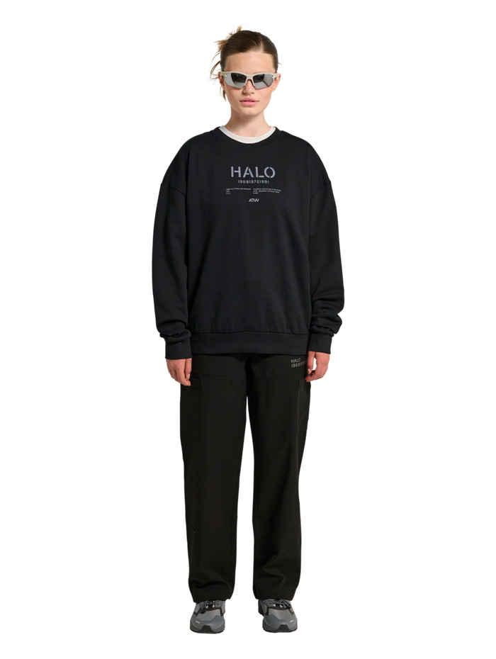 HALO GRAPHIC BOXY CREW, BLACK, model