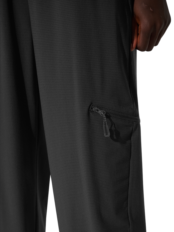 HALO AIRBORNE PANTS, BLACK, model
