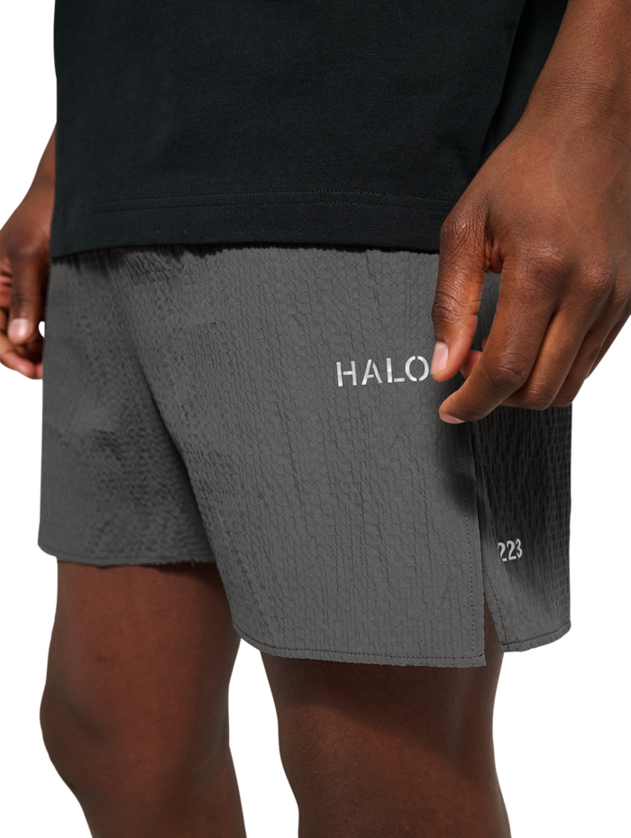 HALO WAFFLE TECH SHORTS, GUNMETAL, model