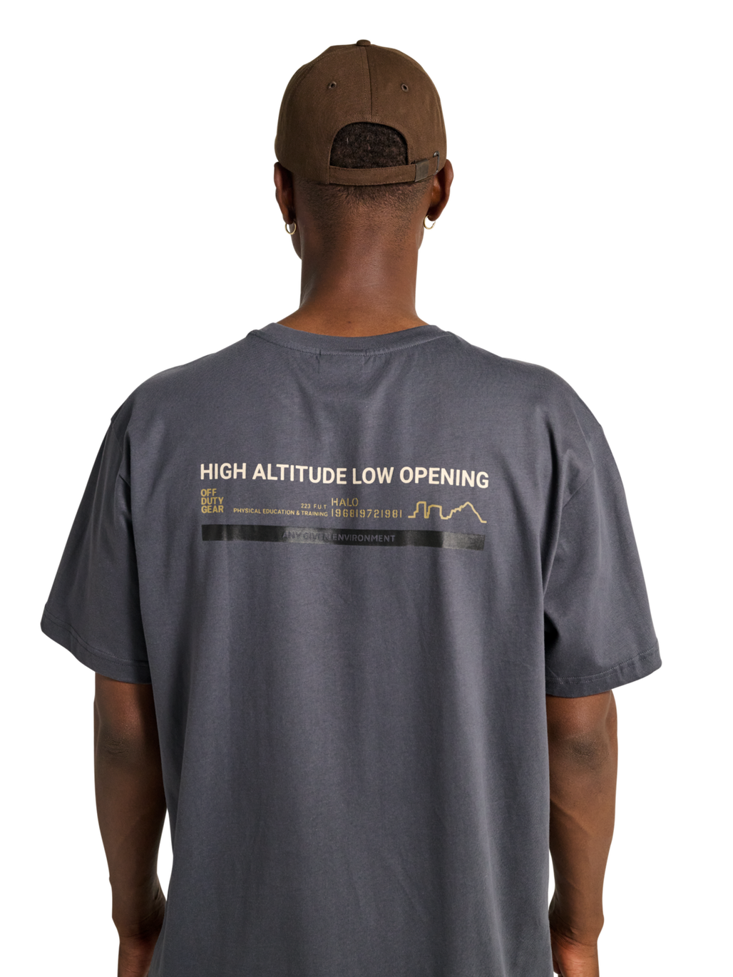HALO GRAPHIC T-SHIRT, ASPHALT/ASPHALT, model