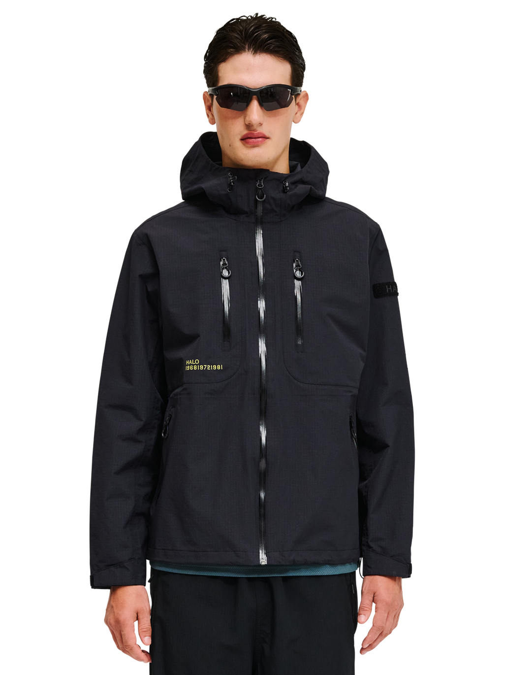 HALO ASSET JACKET, BLACK, model