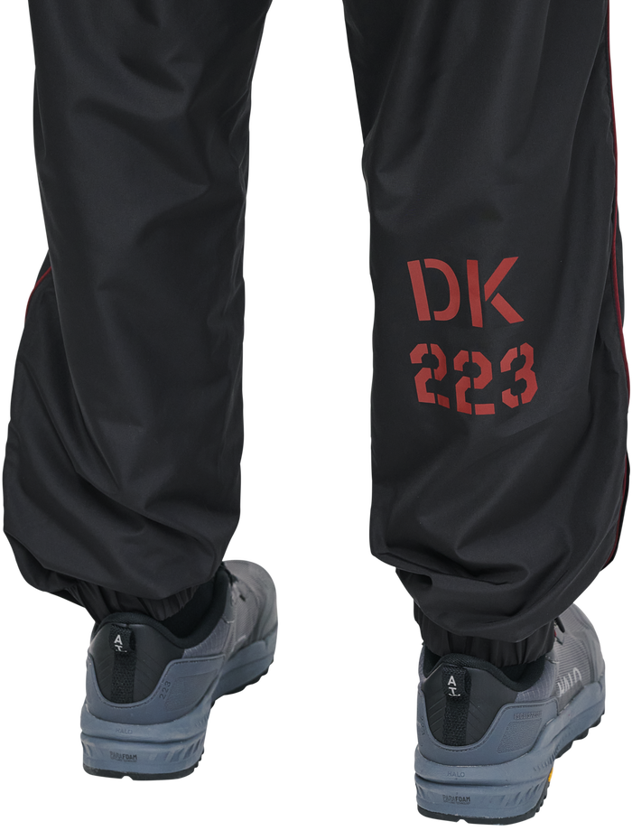 HALO DBU  TRACKSUIT  PANTS, BLACK, model