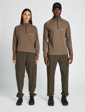 HALO TRAIL PANTS, MAJOR BROWN, model