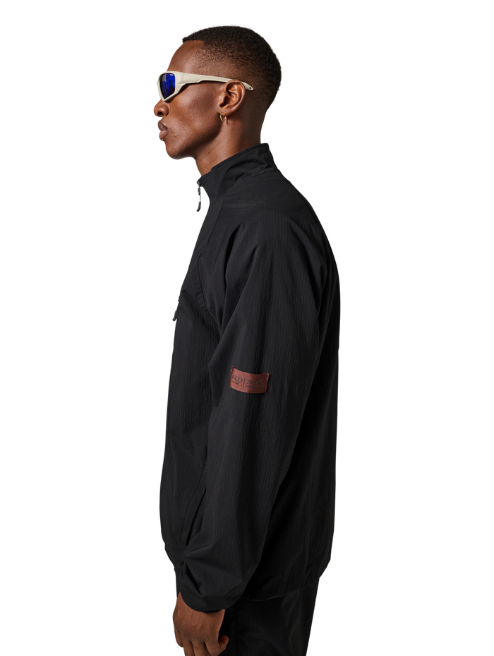 HALO STEEL JACKET, BLACK, model