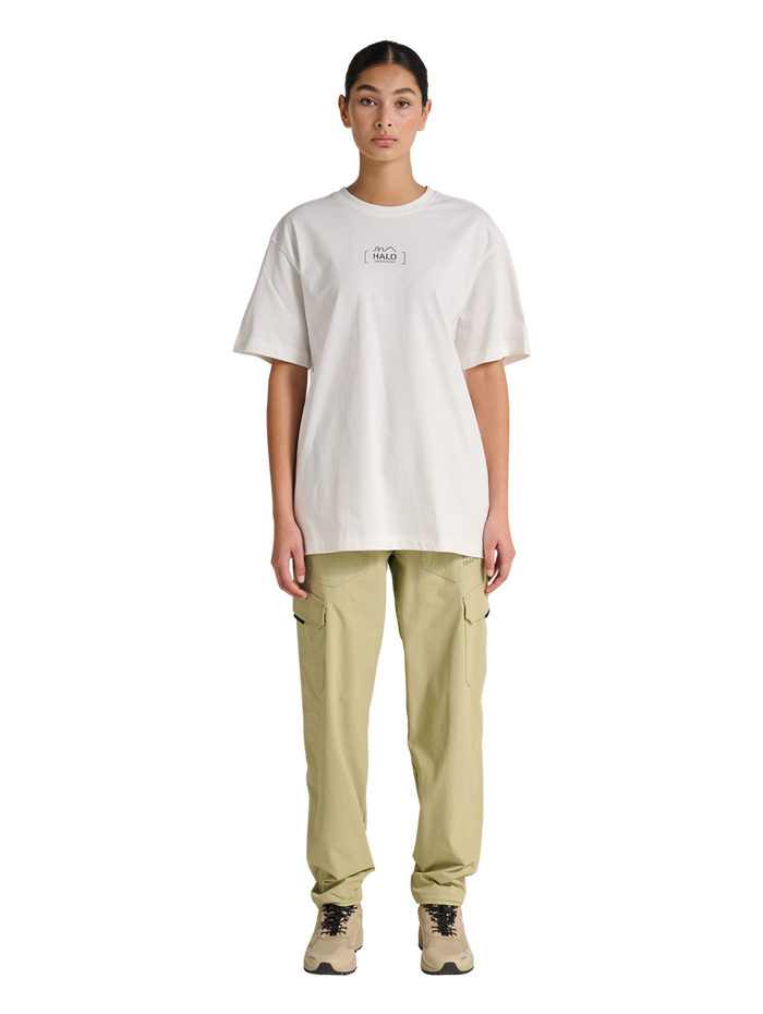 HALO GRAPHIC T-SHIRT, MARSHMALLOW/BLACK, model