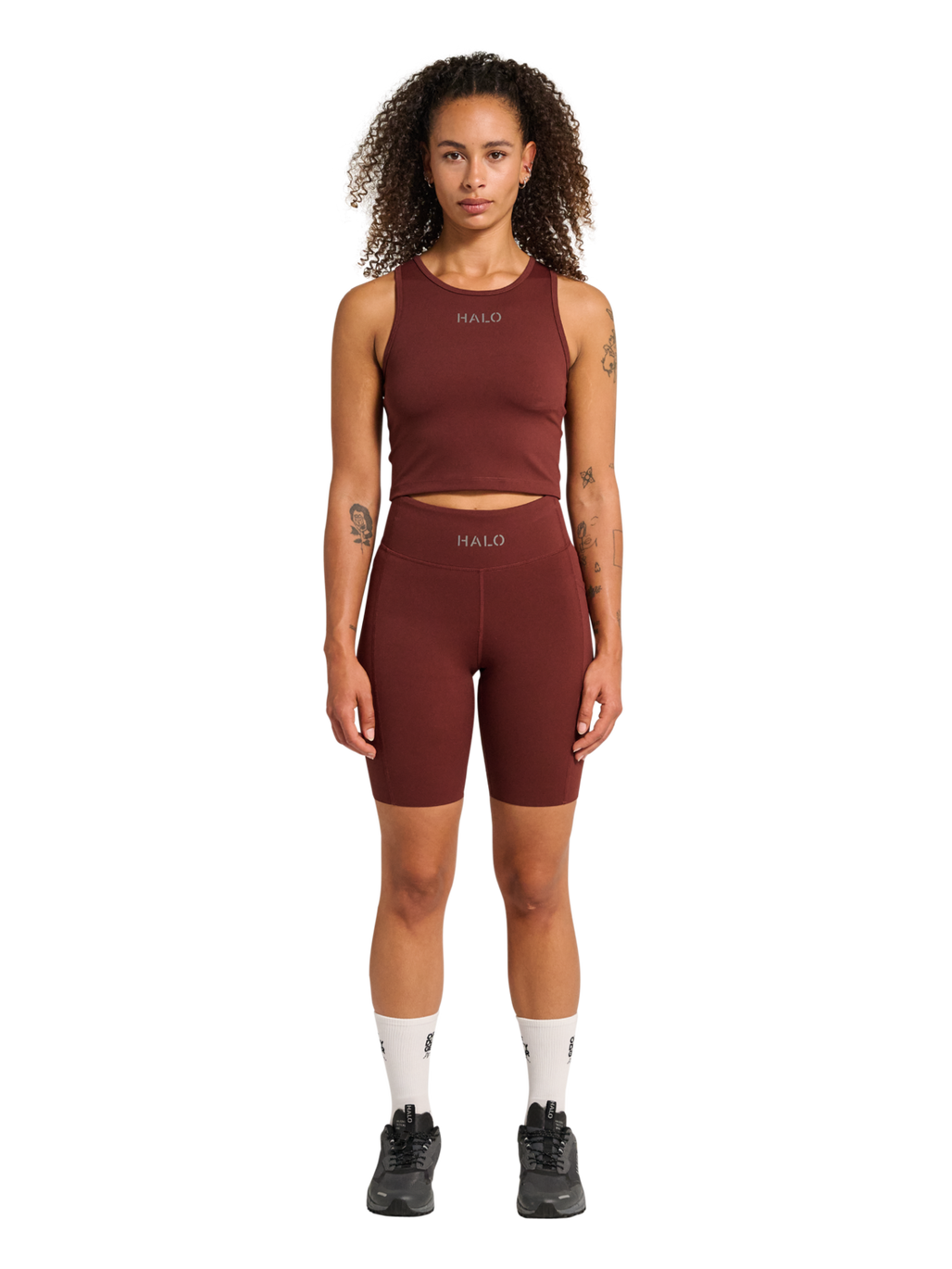 HALO WOMEN TRAINING SPRINTERS, BITTER CHOCOLATE, model